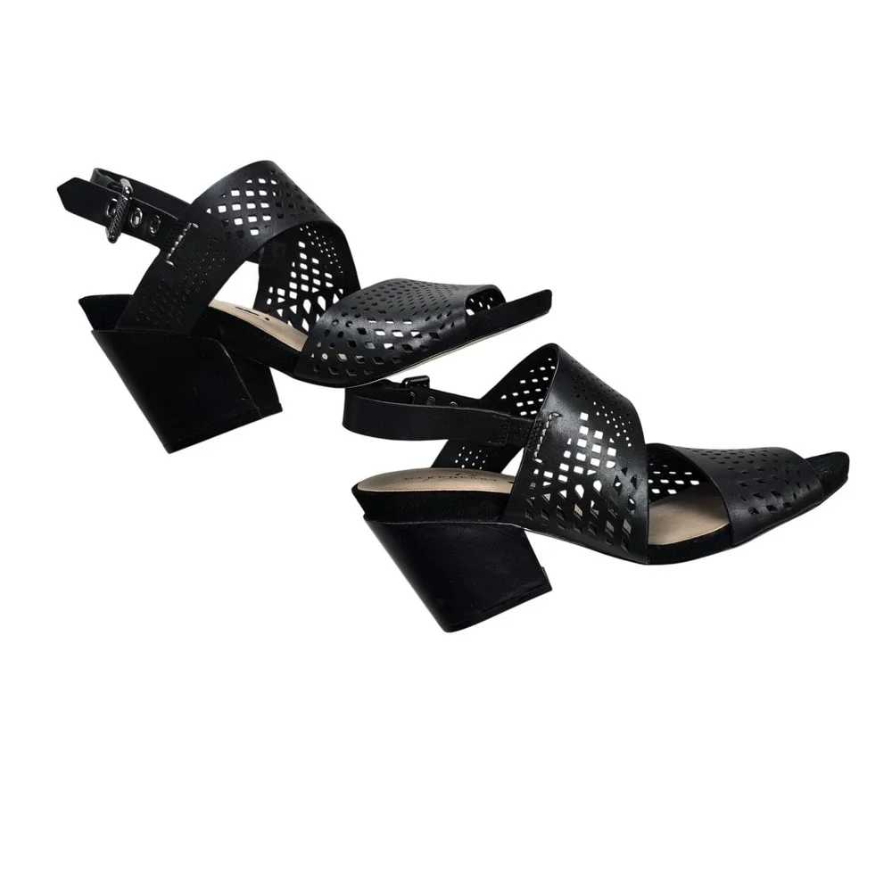 Naked Feet Leo‎ Sandals Womens 8.5 Black Leather Block Heel Laser Cut
